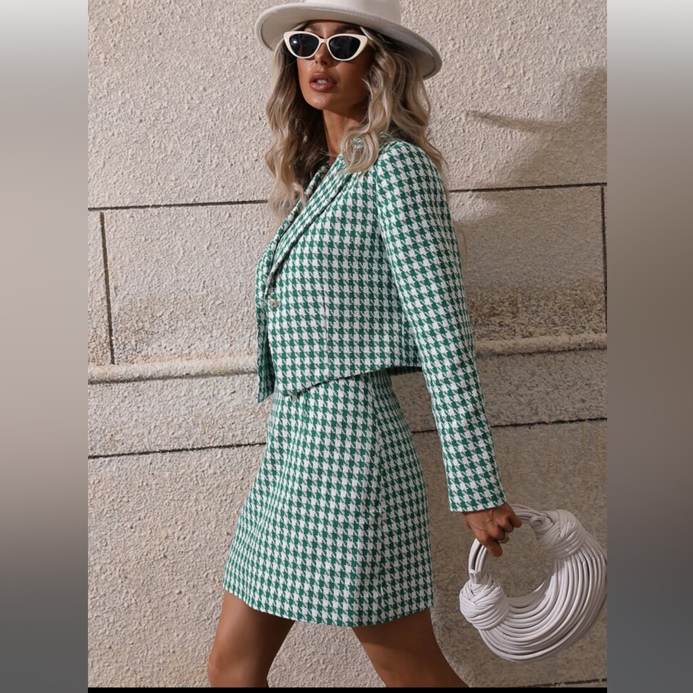 Unity Houndstooth Single Button Crop Blazer & Cam… - image 6